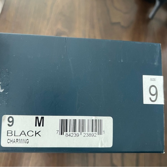 Disney Cinderella Glass Slipper Collection Black Heels - Size 9 - Picture 9 of 9